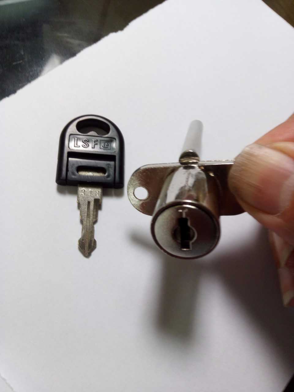 Keysplease.co.uk Ammerhurst Ltd locksmith UK, replacement keys